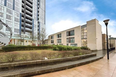 2 bedroom flat for sale, Cotterells, Hemel Hempstead HP1