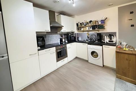 2 bedroom flat for sale, Cotterells, Hemel Hempstead HP1