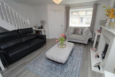 6 Chestnut Walk, Liverpool, L31 1LL