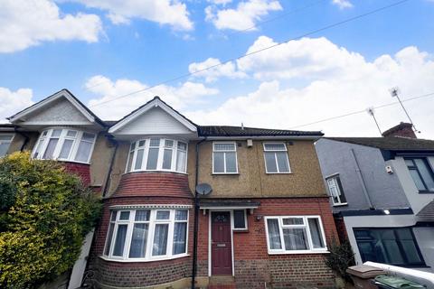 5 bedroom semi-detached house to rent, Alton Road, Luton LU1