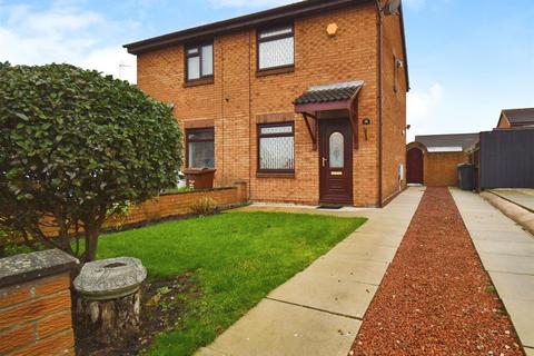 2 bedroom semi-detached house for sale, Howdale Road, Hull