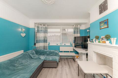 2 bedroom apartment for sale, Osborne Road, Enfield