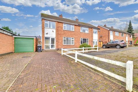 3 bedroom semi-detached house for sale, Darwen Close, Leicester