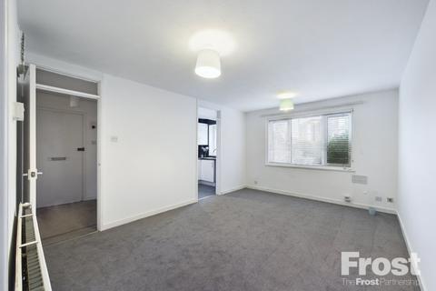 1 bedroom apartment for sale, Whitley Close, Stanwell, Middlesex, TW19