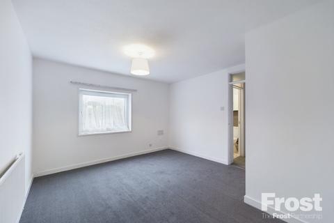 70 Whitley Close, Stanwell, Staines-upon-thames, TW19 7EZ