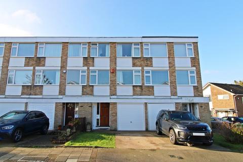 4 bedroom townhouse for sale, Holmdene Close, Beckenham, BR3