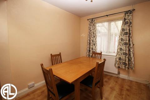 3 bedroom terraced house for sale, Hall Mead, Letchworth Garden City, SG6 4BS