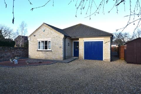 3 bedroom detached bungalow for sale, High Street, Morton, Bourne