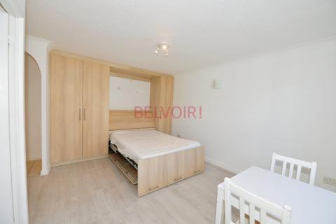 Studio to rent, Kitchener Road, Southampton SO17