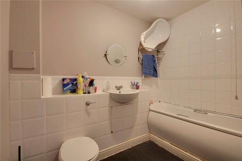 2 bedroom flat for sale, Melling Drive, ENFIELD, Greater London, EN1