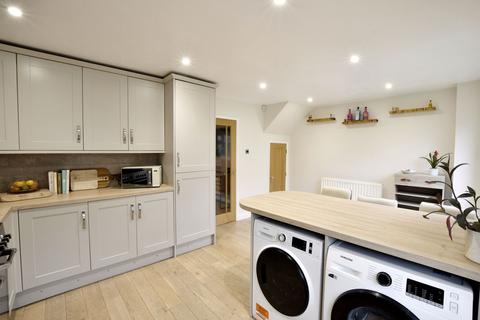 3 Briarsyde Close, Whickham, Newcastle Upon Tyne, NE16 5UJ