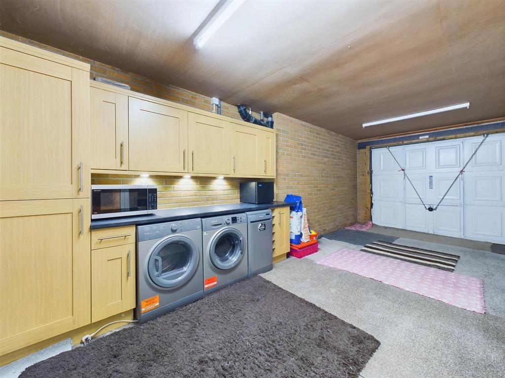 Garage: