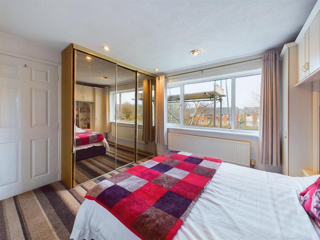 Bedroom: