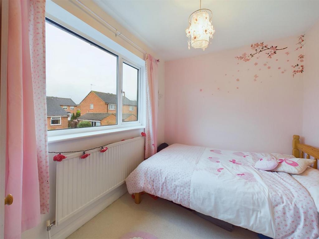 Bedroom: