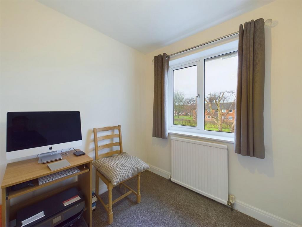 Bedroom:
