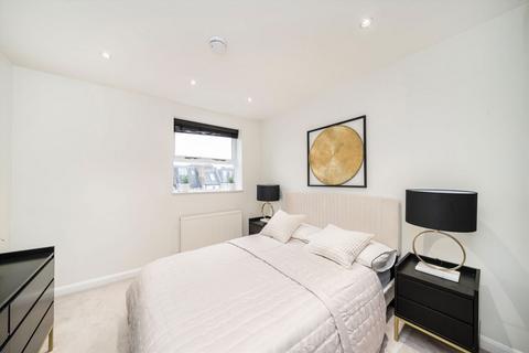 2 bedroom flat for sale, Dawes Road, London SW6