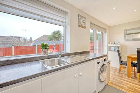 18 Bootham Close, Billericay, CM12 9NQ
