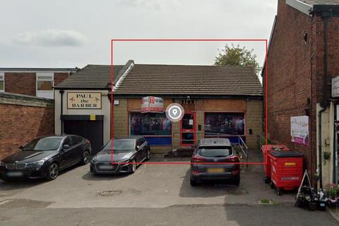 Property to rent, 101B Haughton Green Road, Denton