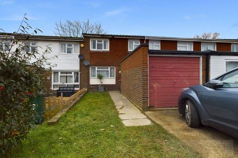 3 bedroom terraced house for sale, Monarch Close, Crawley RH11