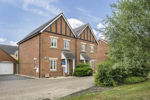 14 Badgers Drive, Wantage, OX12 9WJ