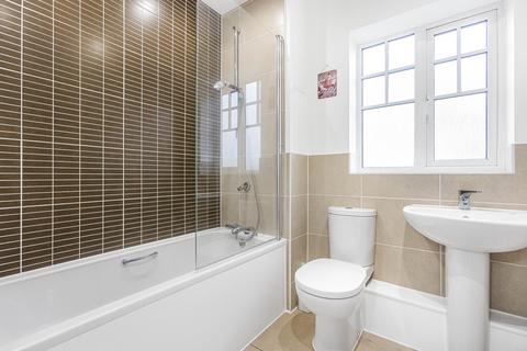 14 Badgers Drive, Wantage, OX12 9WJ