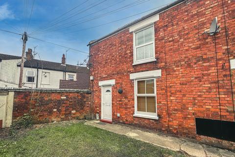 2 bedroom end of terrace house to rent, Edward Street, King's Lynn, PE30