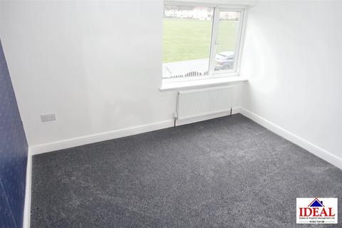 76 The Park, Woodlands, Doncaster, DN6 7RN