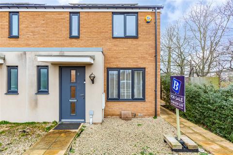 4 bedroom end of terrace house for sale, Sunliner Way, South Ockendon, Essex, RM15