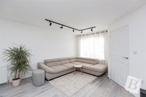 2 Sunliner Way, South Ockendon, RM15 5FS