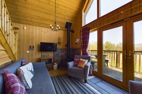 3 bedroom chalet for sale, Osprey Cabin, Loch Awe, Dalavich