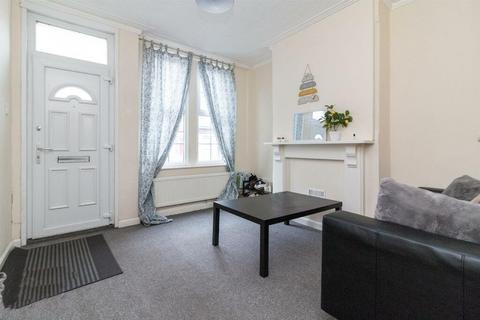 2 bedroom terraced house to rent, Chippendale Street, Nottingham, Nottinghamshire, NG7