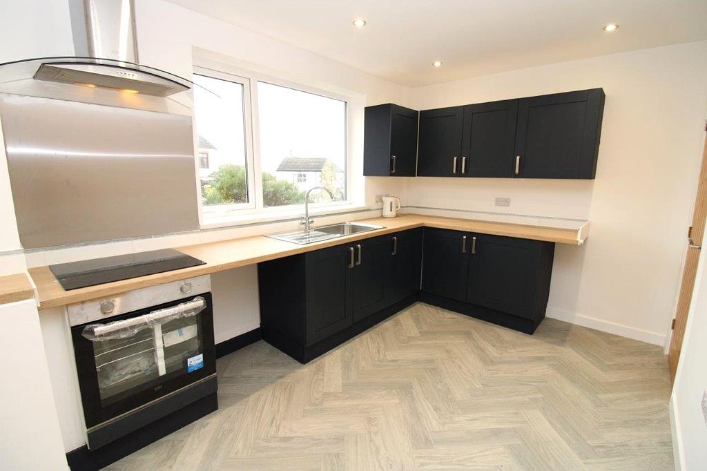 Dining kitchen
