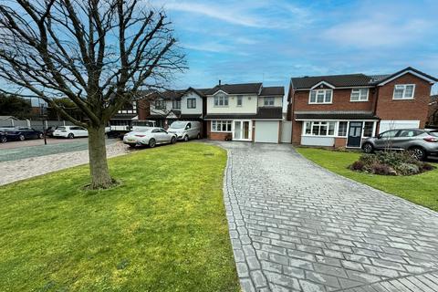 4 bedroom detached house for sale, Kingfisher Grove, Willenhall