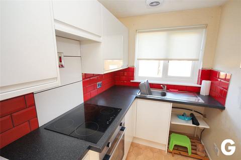 42 Willow Drive, Ringwood, BH24 3BE