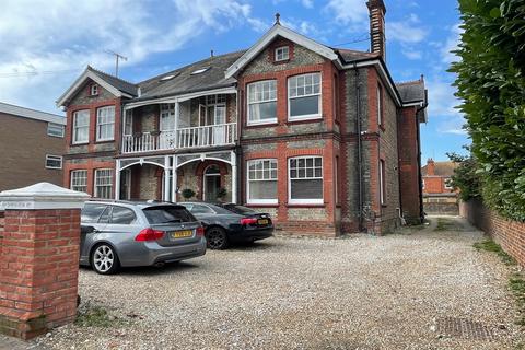 undefined, Worthing BN11
