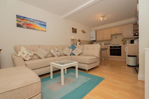 2 bedroom semi-detached house for sale, Cottage Road, Ramsgate, CT11
