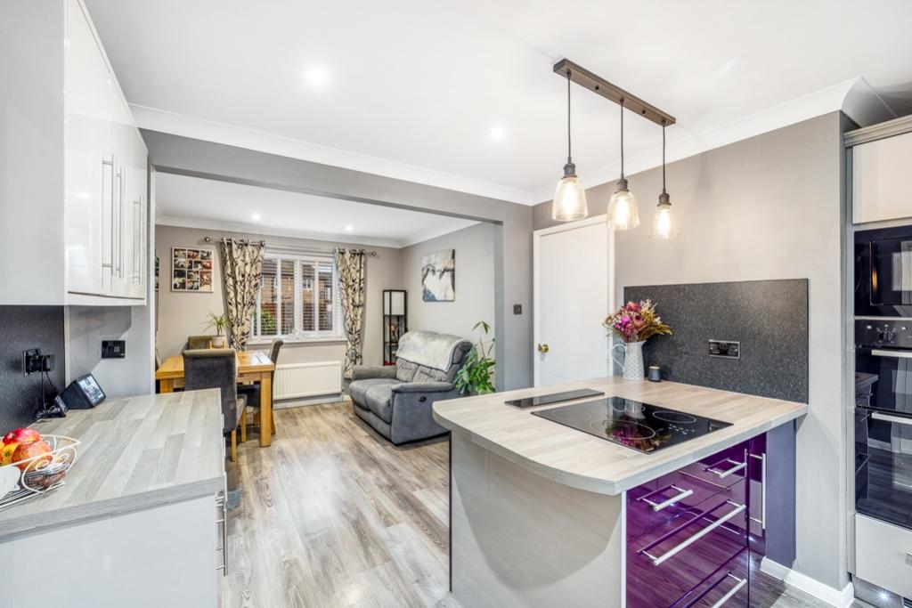 6 Ambleside Drive (Spalding)-17