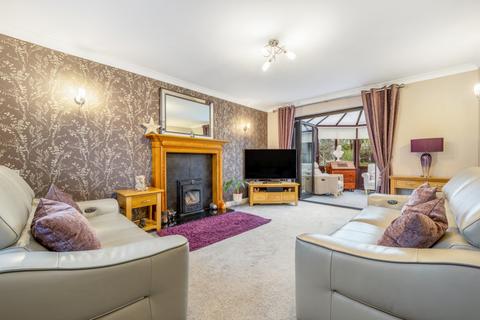 6 Ambleside Drive, Spalding, PE11 1JU