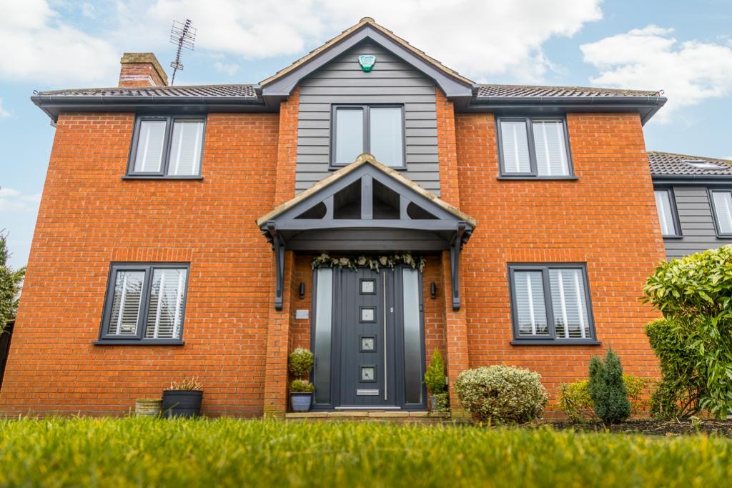 6 Ambleside Drive (Spalding)-3