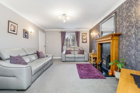 6 Ambleside Drive, Spalding, PE11 1JU