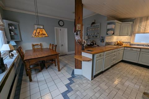 7 bedroom detached house for sale, Cleveland Avenue, Darlington