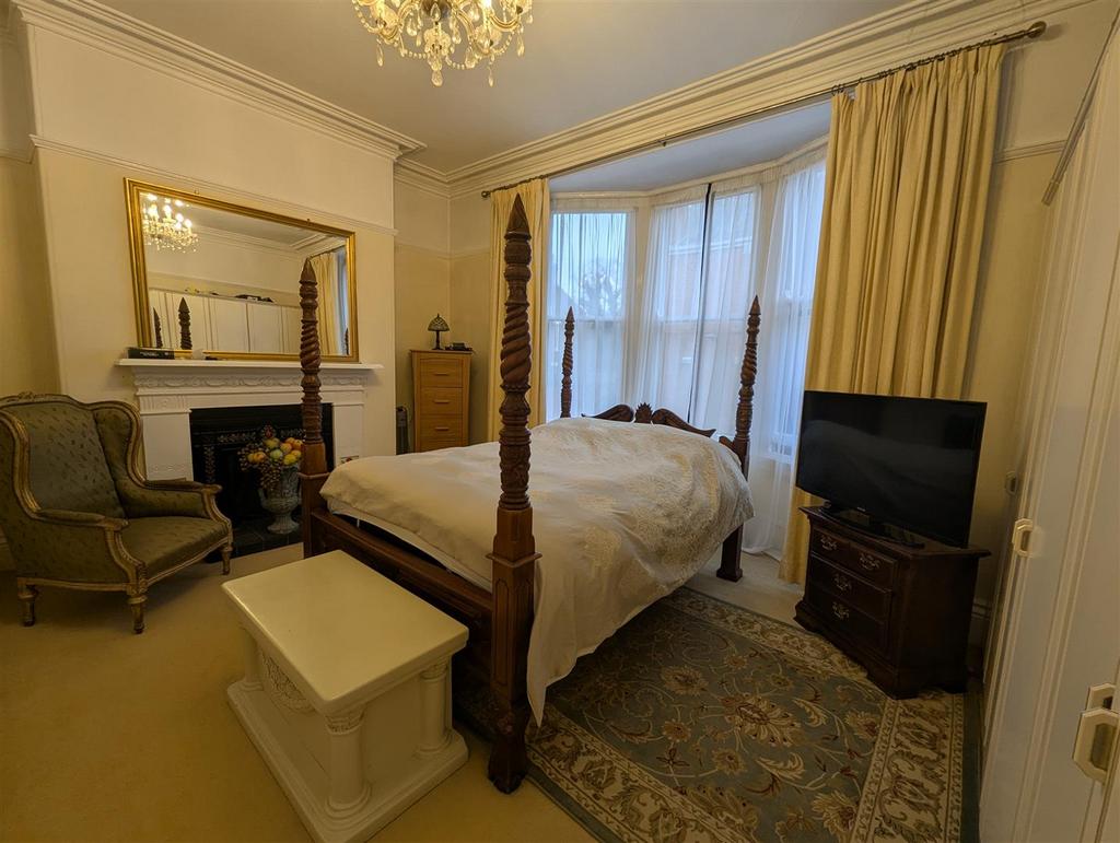 Guest Bedroom
