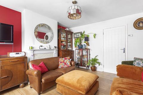 7 Longford Road, Twickenham, TW2 6EB