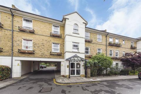 18 Deerhurst Crescent, Hampton Hill, Hampton, TW12 1NZ