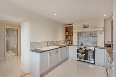 3 bedroom semi-detached house to rent, Lynn Road, Grimston, PE32