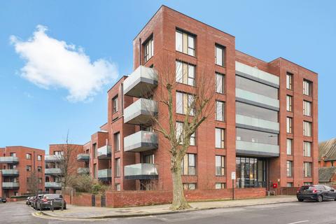 2 bedroom flat for sale, Knatchbull Road, London NW10