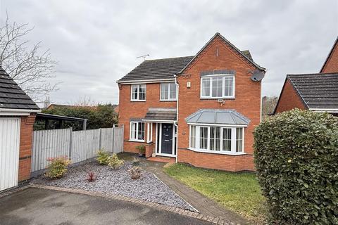 4 bedroom detached house for sale, Hargate Road, Burton-On-Trent DE15