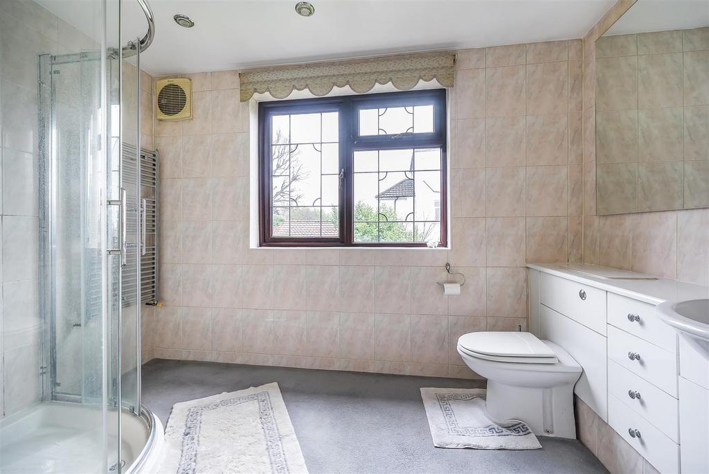 Shower Room.jpg
