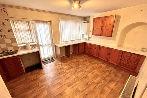 3 bedroom terraced house to rent, New Road, Dagenham RM10