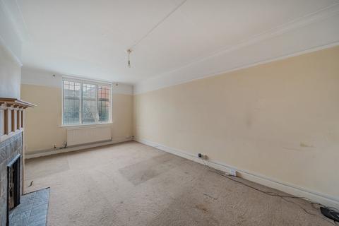 2 bedroom apartment for sale, Warham Road, South Croydon